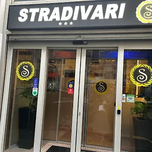 Stradivari מלון מילאנו
